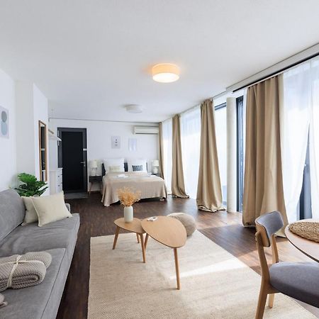 Global Living - Design Apartment I Rathausplatz I Beamer I Ac I Kitchen I Аугсбург Екстер'єр фото