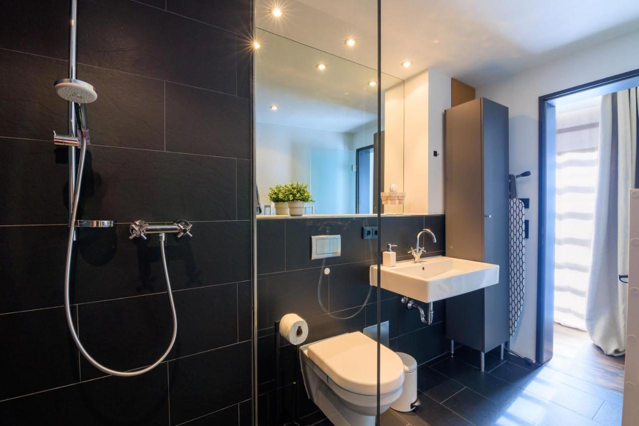 Global Living - Design Apartment I Rathausplatz I Beamer I Ac I Kitchen I Аугсбург Екстер'єр фото
